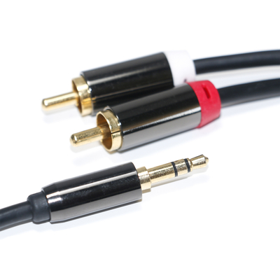 สายสัญญาณเสียง RCA 3.5 มม. 2-1 เปลือกโลหะสีดำสำหรับเครื่องเสียงรถยนต์ 0.53M 1M 2M